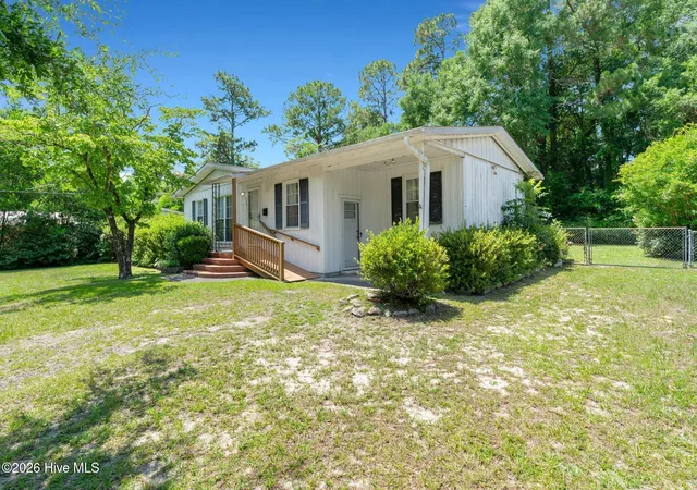 Homes for sale in Wilmington, NC | 614 Jennings Dr, Wilmington, NC 28403 | MLS# 100587830