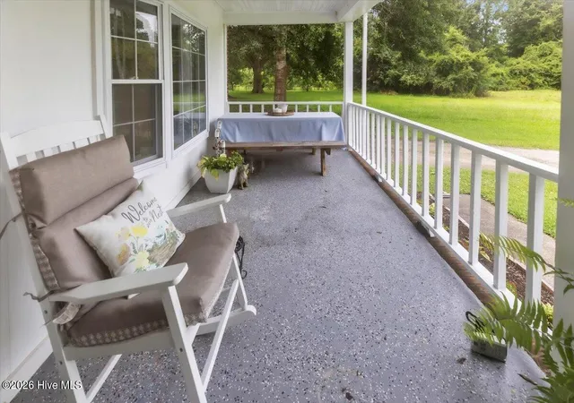 Photo 3 of Single family home for sale at 1502 N Hills Ct, New Bern, NC 28562 | MLS# 100589166 | Listing updated on 2026-09-13