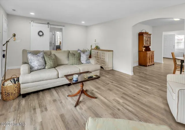 Photo 4 of Single family home for sale at 1502 N Hills Ct, New Bern, NC 28562 | MLS# 100589166 | Listing updated on 2026-09-13