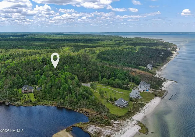 5th image of 135 Herring Pond Ct, Beaufort, NC 28516 | MLS# 100573383