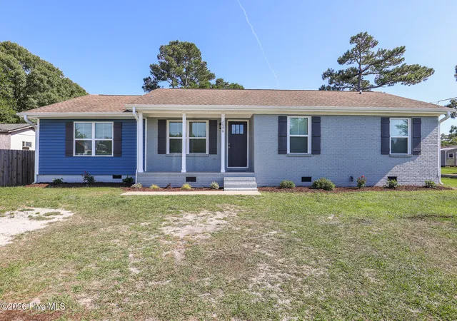 1st image of 2098 Nc Hwy 172, Sneads Ferry, NC 28460 | MLS# 100577384