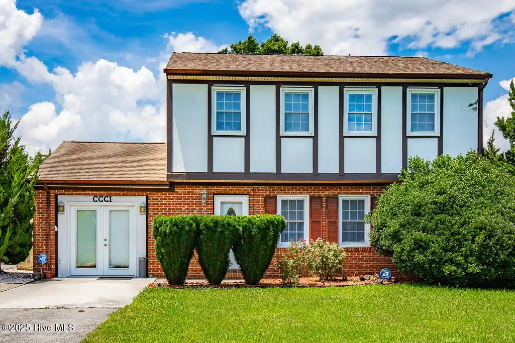 Photo 1 of Single family home for sale at 301 Murdoch Rd, Newport, NC 28570 | MLS# 100606353 | Listing updated on 2026-09-29