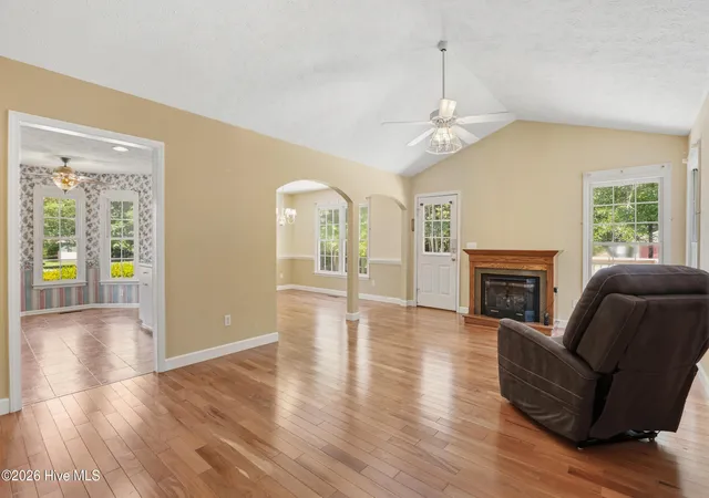 Photo 4 of Single family home for sale at 140 Pintail Ln, Rocky Point, NC 28457 | MLS# 100581779 | Listing updated on 2026-09-29