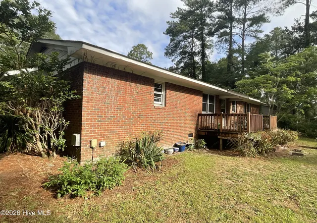 Homes for sale in Laurinburg, NC | 9761 Turnpike Rd, Laurinburg, NC 28352 | MLS# 100585105