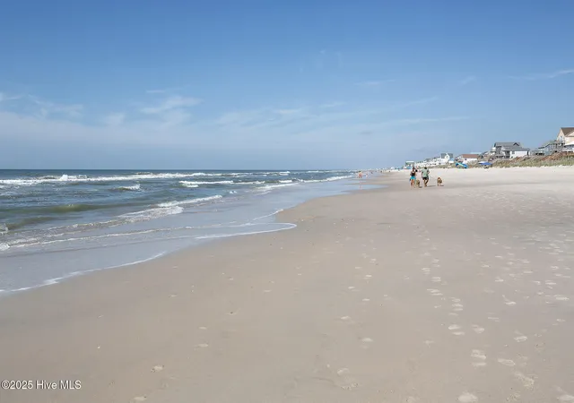Homes for sale in N Topsail Beach, NC | 000 Hampton Colony Cir, N Topsail Beach, NC 28460 | MLS# 100520909
