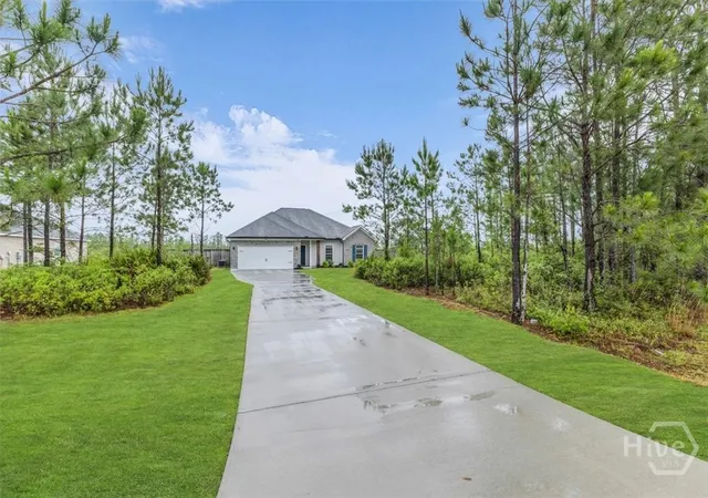 3rd image of 1489 Se Arnold Dr, Allenhurst, GA 31301 | MLS# SA355991
