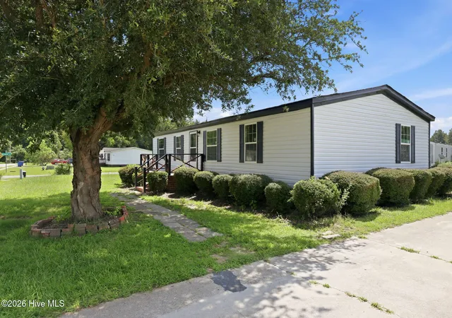 Photo 3 of Manufactured home for sale at 2503 State Dr, Kinston, NC 28501 | MLS# 100595348 | Listing updated on 2026-09-06
