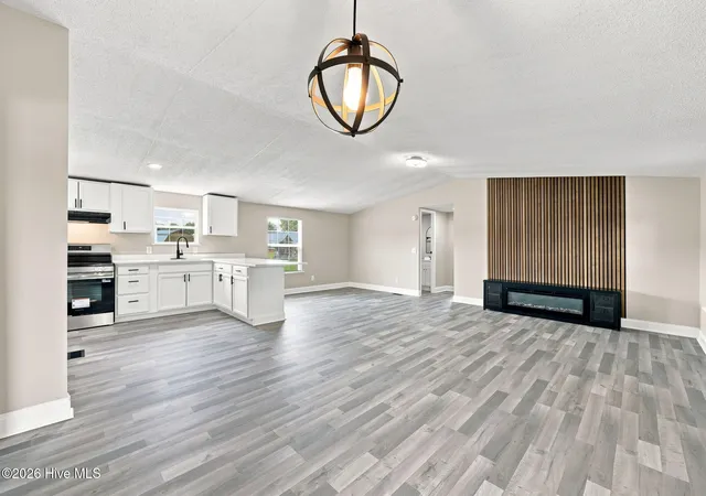 Photo 4 of Manufactured home for sale at 2503 State Dr, Kinston, NC 28501 | MLS# 100595348 | Listing updated on 2026-09-23