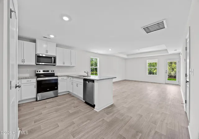 Photo 3 of Single family home for sale at 1014 Brooke Ridge Ln, Boiling Spring Lakes, NC 28461 | MLS# 100551654 | Listing updated on 2026-09-18