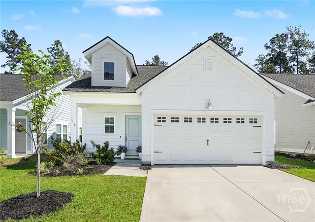 Photo 1 of Single family home for sale at 136 Holloway Hl, Pooler, GA 31322 | MLS# SA355916 | Listing updated on 2026-07-07