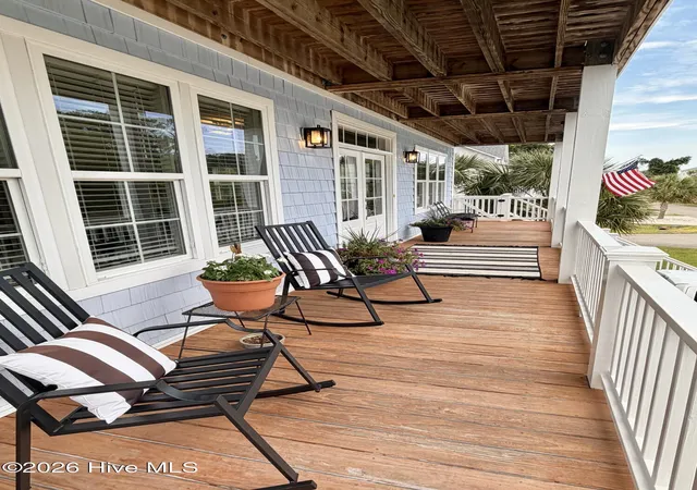 Photo 3 of Single family home for sale at 1013 Saltspray Ln, Wilmington, NC 28409 | MLS# 100584747 | Listing updated on 2026-07-02
