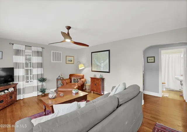 Homes for sale in Sneads Ferry, NC | 148 Hill Ln, Sneads Ferry, NC 28460 | MLS# 100586845