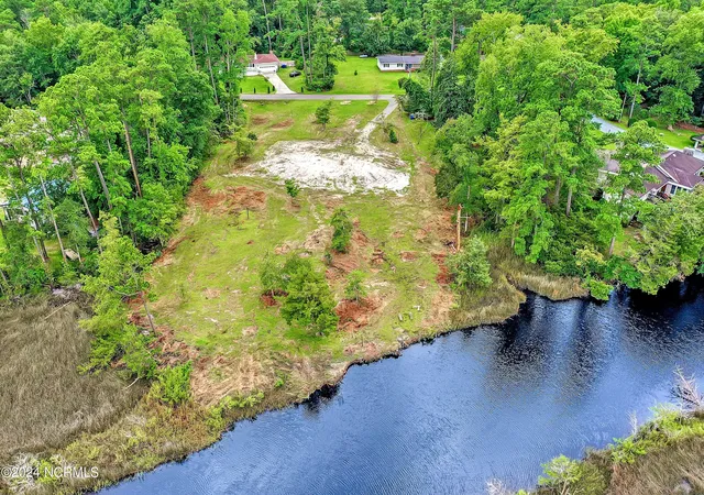 1st image of 241 Thomas Dr, Shallotte, NC 28470 | MLS# 100530955