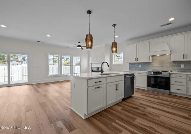 4th image of 128 Pine View Blvd, Beaufort, NC 28516 | MLS# 100521230