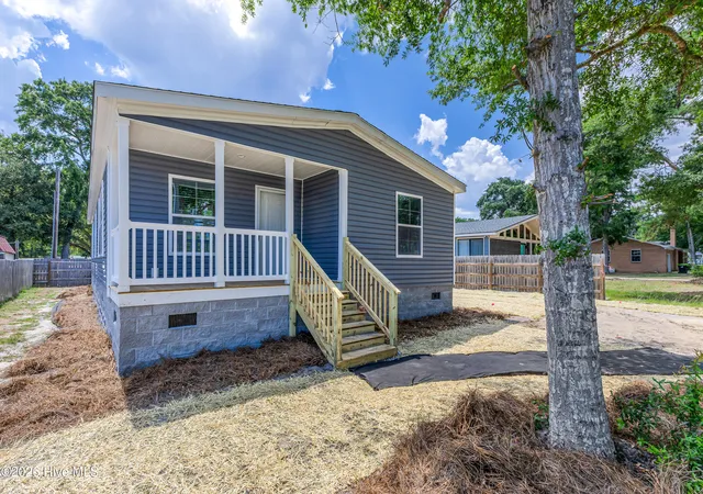 Photo 3 of Manufactured home for sale at 1990 Waterloo St Sw, Ocean Isle Beach, NC 28469 | MLS# 100589896 | Listing updated on 2026-09-05