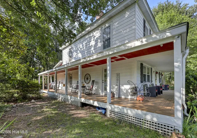 Photo 3 of Single family home for sale at 3698 Nc Hwy 53 E, Burgaw, NC 28425 | MLS# 100584625 | Listing updated on 2026-09-23