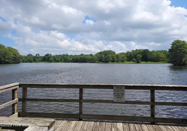 Photo 4 of Single family home for sale at 814 Woodlawn Ave, Wilmington, NC 28401 | MLS# 100531827 | Listing updated on 2026-08-31