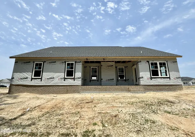 Homes for sale in Pikeville, NC | 306 Creeks Edge Dr, Pikeville, NC 27863 | MLS# 100582735