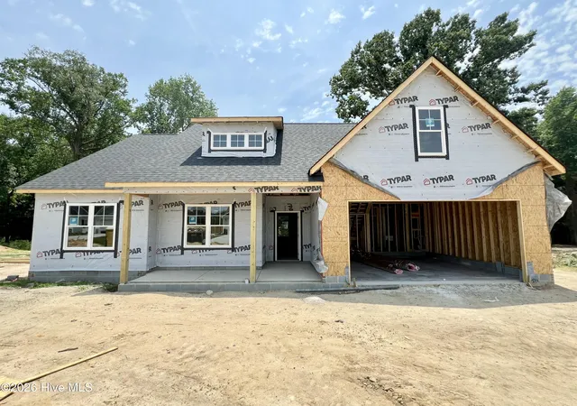 Homes for sale in Pikeville, NC | 306 Creeks Edge Dr, Pikeville, NC 27863 | MLS# 100582735