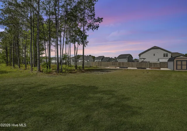 Homes for sale in Sneads Ferry, NC | 402 Reynolds Ct, Sneads Ferry, NC 28460 | MLS# 100570828