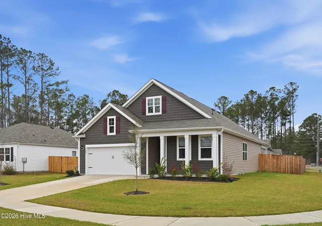 Photo 2 of Single family home for sale at 1586 Lightered Knot Ct Se, Bolivia, NC 28422 | MLS# 100561033 | Listing updated on 2026-07-31
