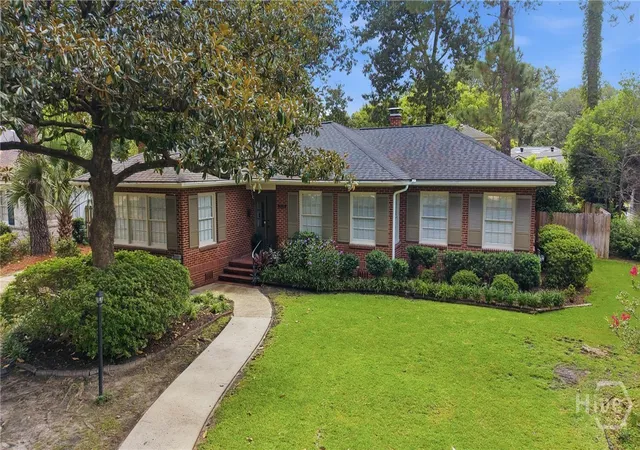 Photo 1 of Single family home for sale at 5116 Abercorn St, Savannah, GA 31405 | MLS# SA362074 | Listing updated on 2026-09-03