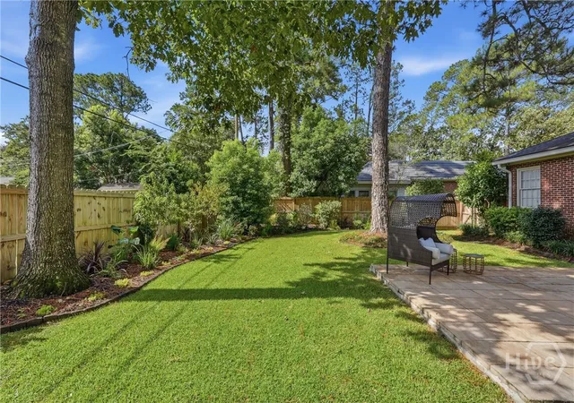 Photo 3 of Single family home for sale at 5116 Abercorn St, Savannah, GA 31405 | MLS# SA362074 | Listing updated on 2026-09-03