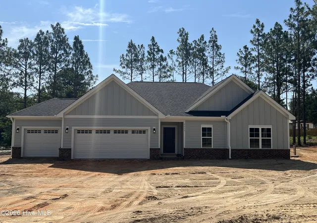Homes for sale in West End, NC | 2433 Murdocksville Rd, West End, NC 27376 | MLS# 100562902