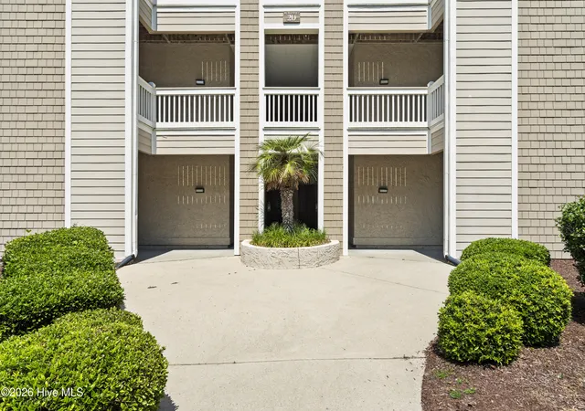 Listing Photo 5 - Condo for sale in building located at 233 Kings Trl, Sunset Beach, NC 28468 - Unit # 2006
