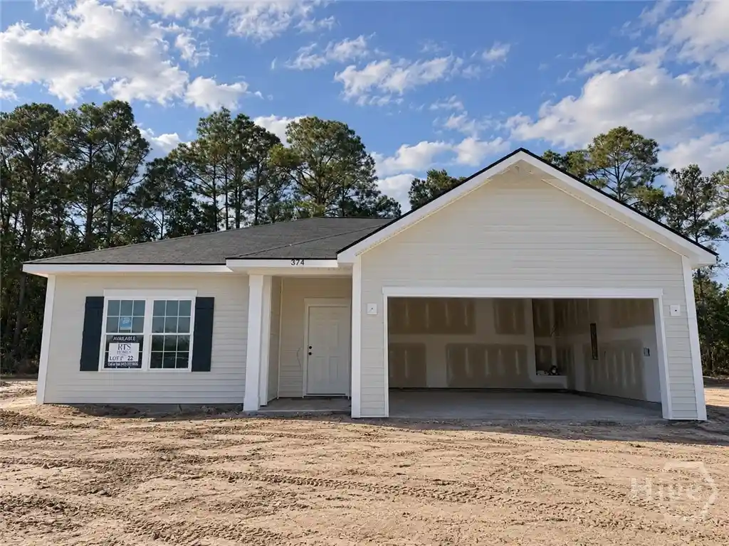 Photo 1 of Single family home for sale at 374 Juniper Dr, Hinesville, GA 31313 | MLS# SA363555 | Listing updated on 2026-10-22