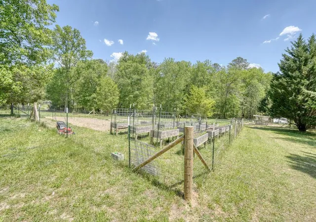 Photo 3 of Single family home for sale at 1059 Pleasant Hl Rd, Murphy, NC 28906 | MLS# 98544121 | Listing updated on 2026-07-29