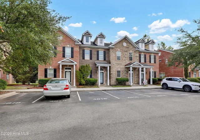 Photo 2 of Townhouse for sale at 4816 Exton Park Loop, Castle Hayne, NC 28429 | MLS# 100589299 | Listing updated on 2026-09-04