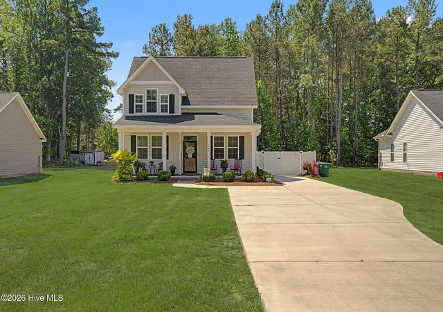 Photo 2 of Single family home for sale at 313 W Northern Blvd, Tarboro, NC 27886 | MLS# 100582592 | Listing updated on 2026-07-27
