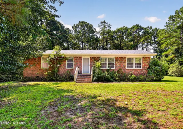 Photo 1 of Single family home for sale at 8206 Sidbury Rd, Wilmington, NC 28411 | MLS# 100596247 | Listing updated on 2026-09-09