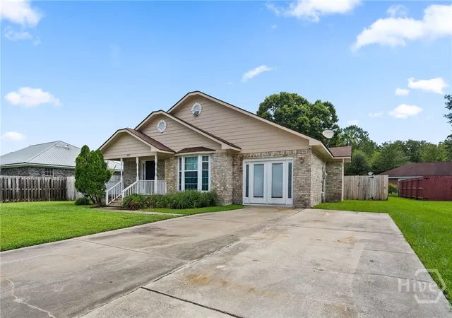 Photo 2 of Single family home for sale at 937 Gulfstream Rd, Hinesville, GA 31313 | MLS# SA362697 | Listing updated on 2026-08-18