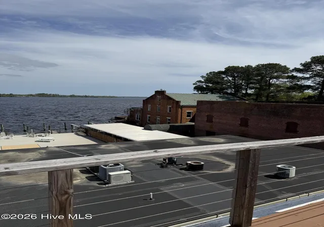 2nd image of 400 S Water St, Elizabeth City, NC 27909