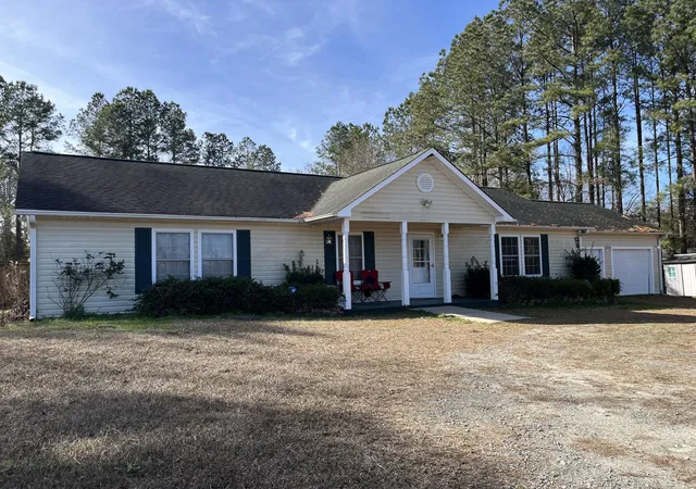 Homes for sale in Batesburg Leesville, SC | 471 Autry St, Batesburg Leesville, SC 29006 | MLS# 98252318