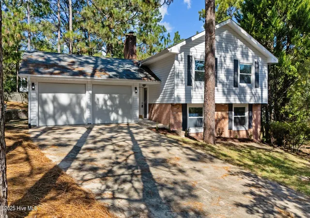 Photo 1 of Single family home for sale at 5 Halter Pl, Pinehurst, NC 28374 | MLS# 100570148 | Listing updated on 2026-07-30
