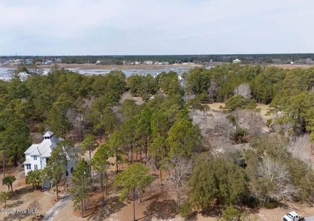 3rd image of 3979 Southpointe Dr Se, Southport, NC 28461 | MLS# 100558847