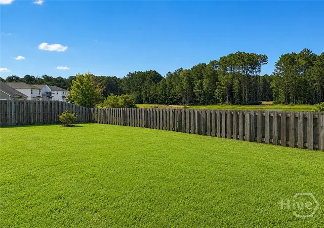Photo 3 of Single family home for sale at 123 Endicott Dr, Savannah, GA 31419 | MLS# SA357838 | Listing updated on 2026-08-31