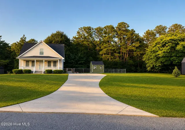 Photo 3 of Single family home for sale at 108 Arlee Dr, Hamlet, NC 28345 | MLS# 100592207 | Listing updated on 2026-10-04