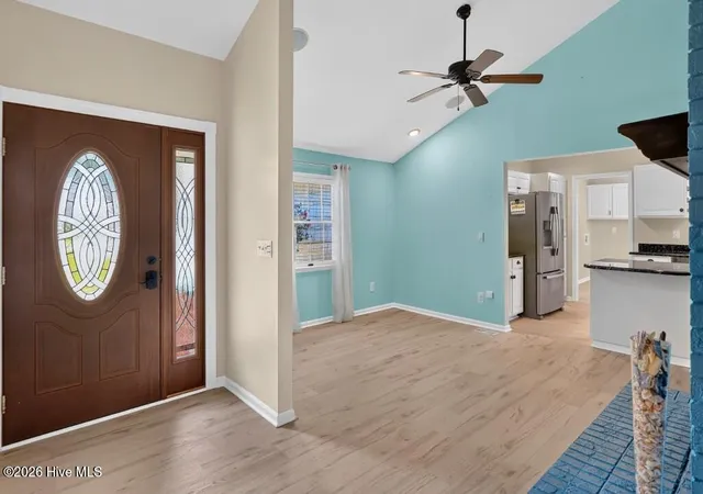 Photo 3 of Single family home for sale at 6103 Falcon Dr, New Bern, NC 28560 | MLS# 100589589 | Listing updated on 2026-08-29