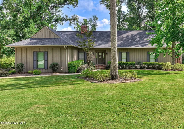 Photo 1 of Single family home for sale at 130 Lakeview Ct, Augusta, GA 30907 | MLS# 100587861 | Listing updated on 2026-08-05