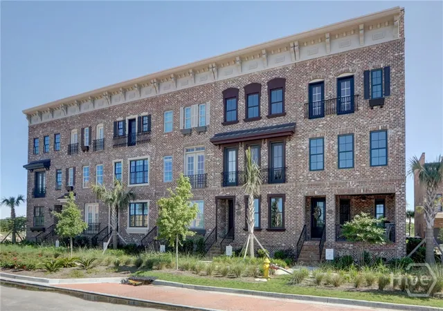 Photo 1 of Townhouse for sale at 421 Port St, Savannah, GA 31401 | MLS# SA358436 | Listing updated on 2026-09-08