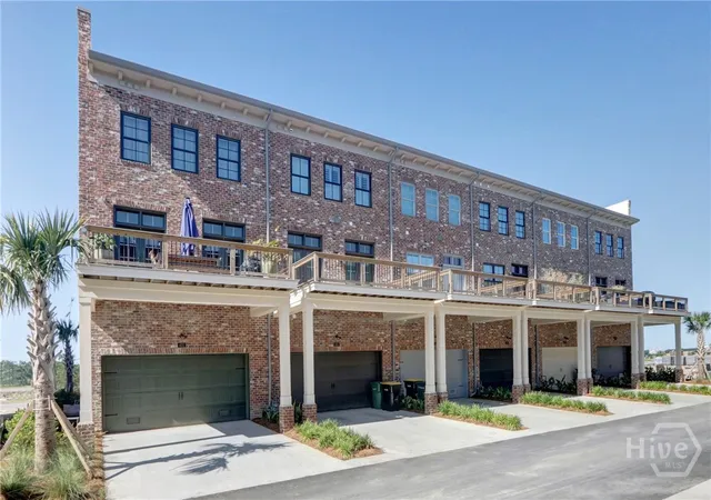 Photo 2 of Townhouse for sale at 421 Port St, Savannah, GA 31401 | MLS# SA358436 | Listing updated on 2026-09-08