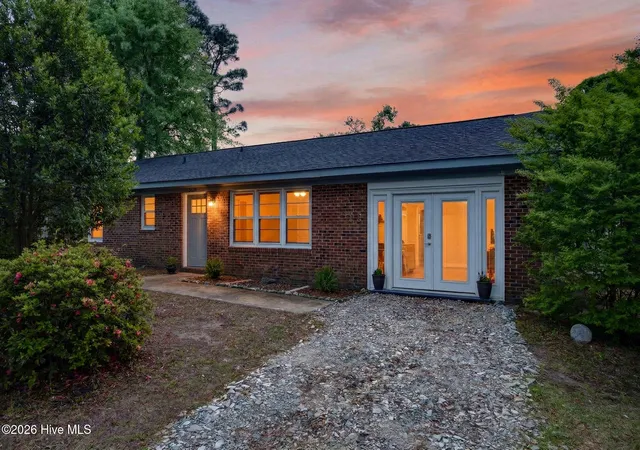 Homes for sale in Wilmington, NC | 5126 Lord Byron Rd, Wilmington, NC 28405 | MLS# 100586578