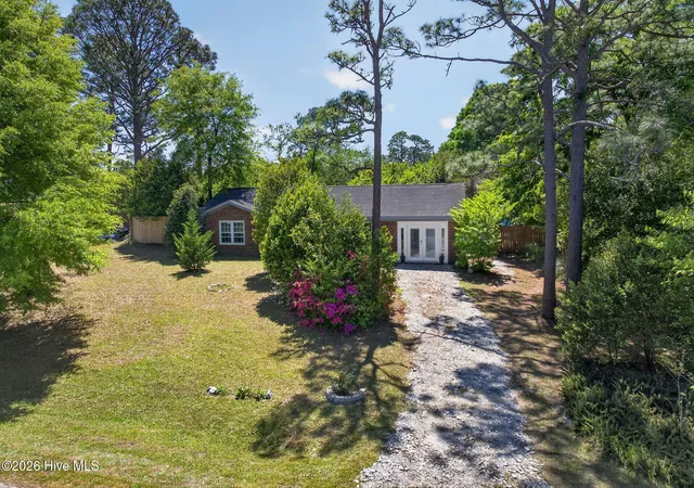 Homes for sale in Wilmington, NC | 5126 Lord Byron Rd, Wilmington, NC 28405 | MLS# 100586578