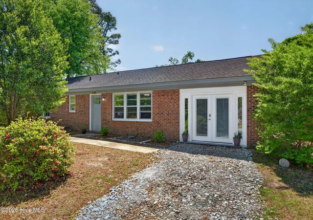 Homes for sale in Wilmington, NC | 5126 Lord Byron Rd, Wilmington, NC 28405 | MLS# 100586578