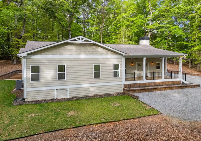 Homes for sale in Blairsville, GA | 52 Honeysuckle Dr, Blairsville, GA 30512 | MLS# 98544089