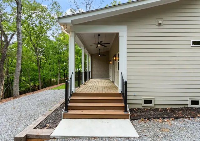 4th image of 52 Honeysuckle Dr, Blairsville, GA 30512 | MLS# 98544089